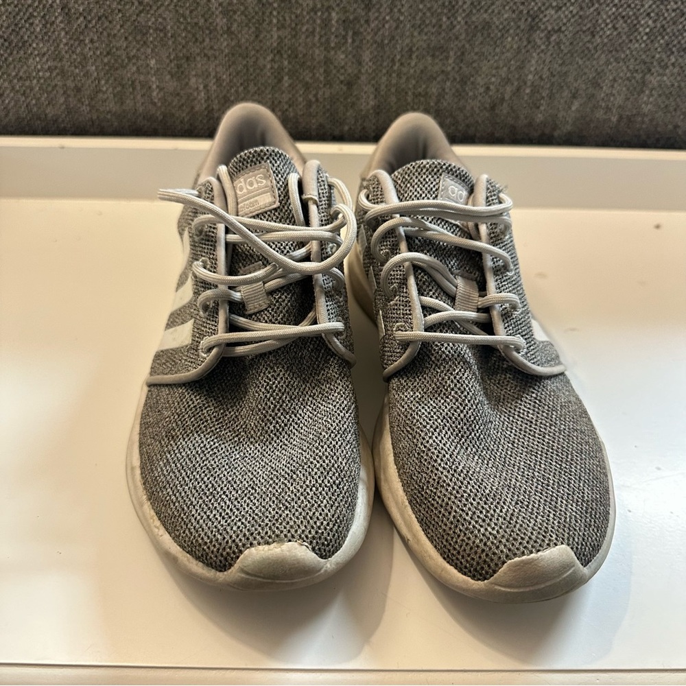 Adidas Cloudfoam Racer 2.0 Sneaker Tennis Shoes Grey Women Size 6.5 - Picture 2 of 7